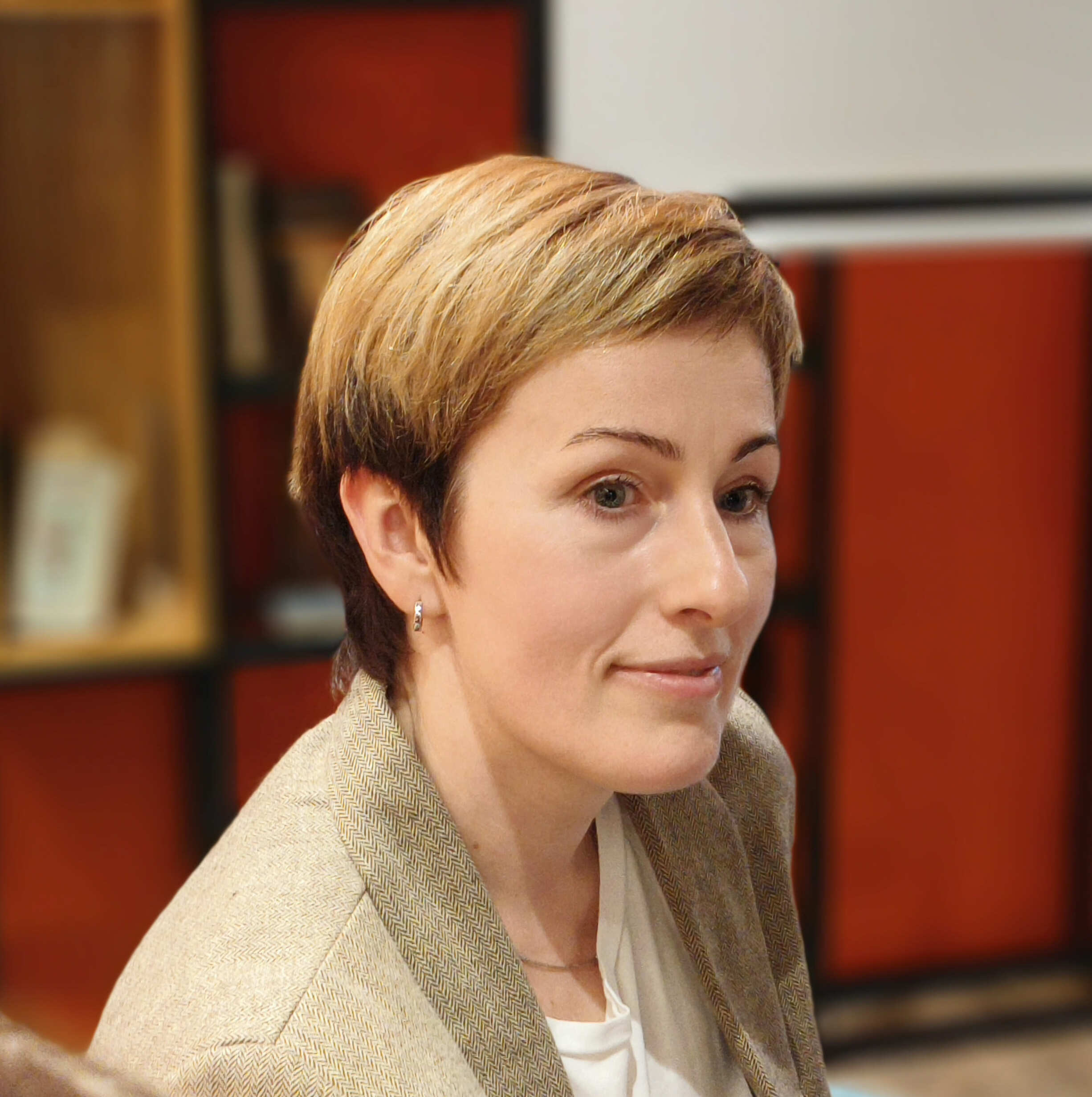 Марина Попова